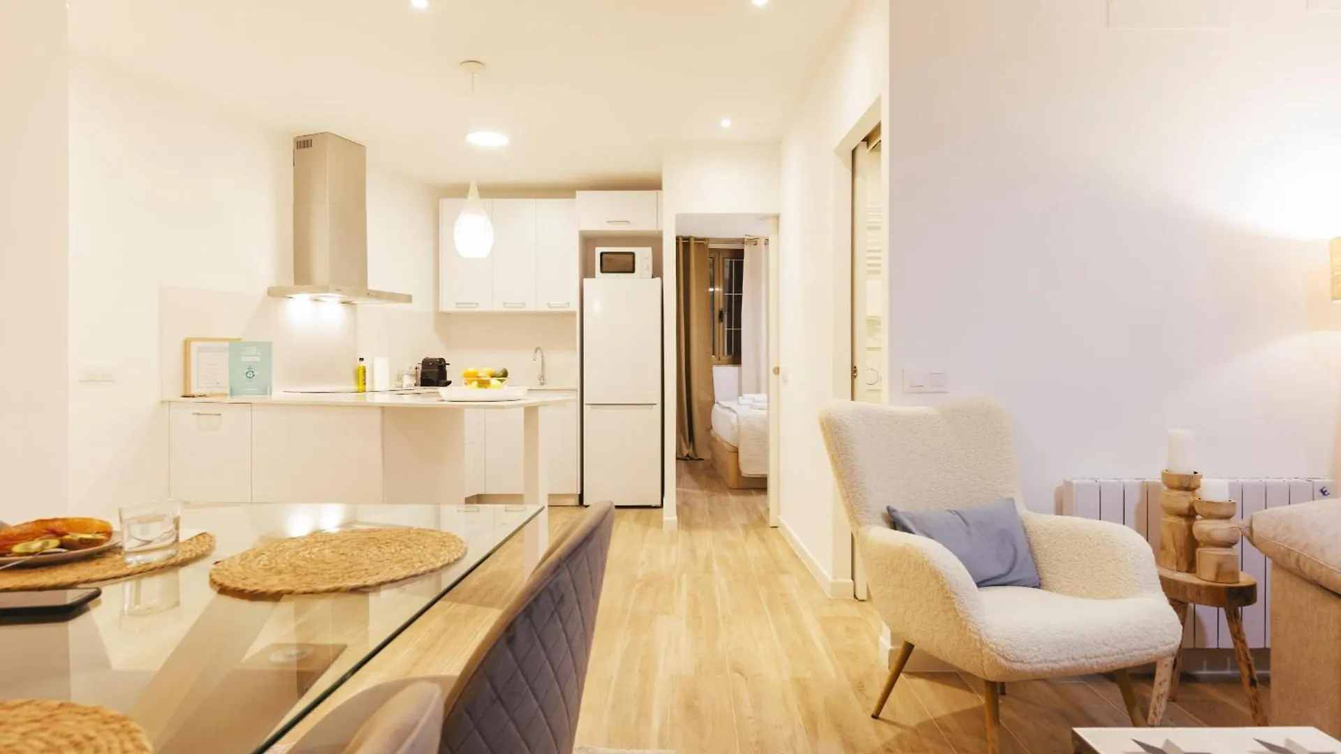ジローナBravissimo Auriga, Old Town Retreatアパートメント ジローナ